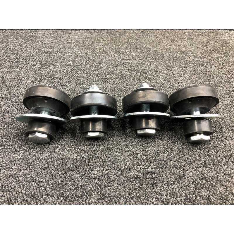 7209314 Speedway Motors Universal Engine Mount Cushion Kit (NEW OLD STOCK)