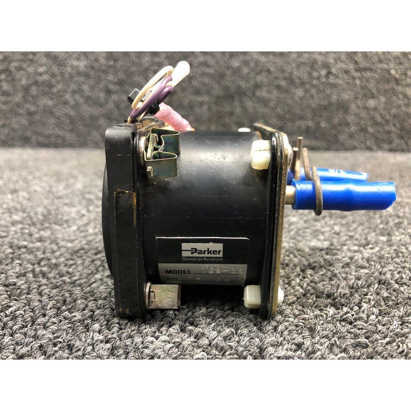 1G9-38 (Alt: 58-380017-3) Parker Suction Indicator, Lighted (Volts: 28)