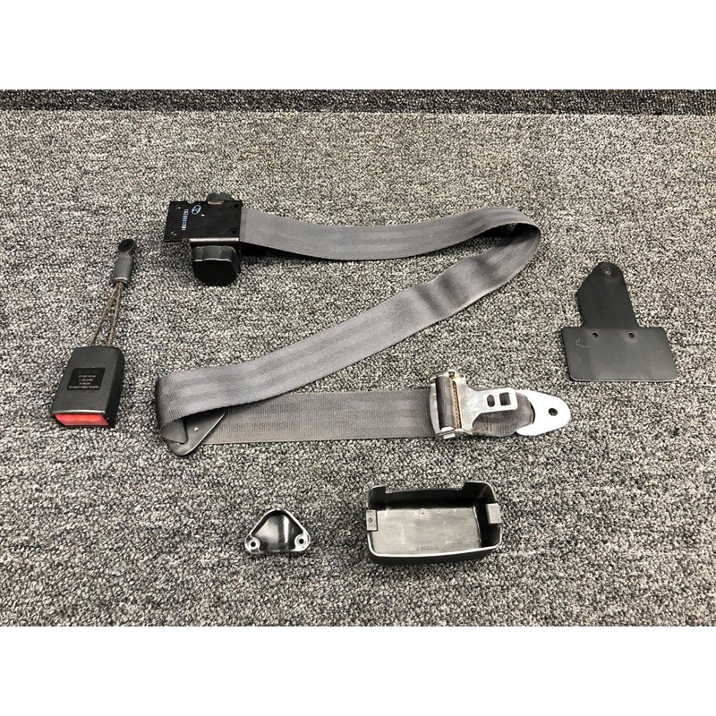 506038-411 / 505780-15 AmSafe Seatbelt Reel Assy LH W/ Mount & Buckle