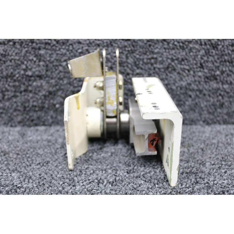 Glassair RG Main Gear Side Brace Mount LH