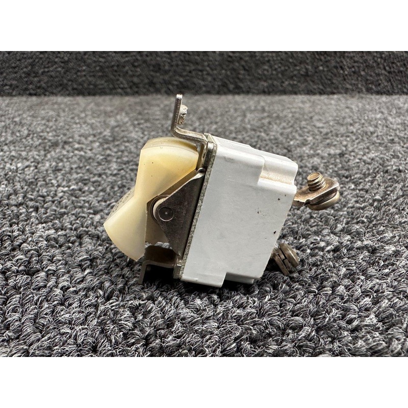 20TC2-BG-15 Klixon Propeller De-Ice Rocker Switch
