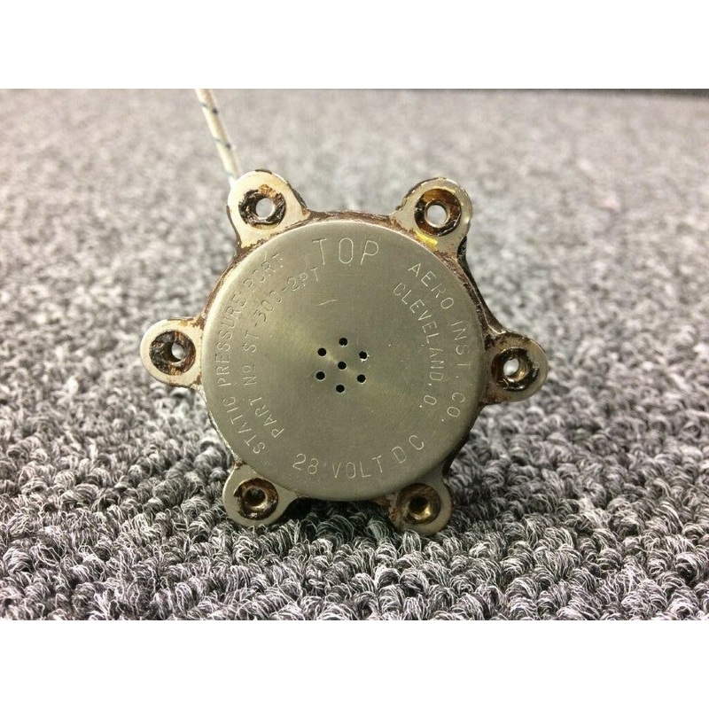 ST-300-2PT Aero Instrument Co. Static Pressure Port (Volts: 28) (SA)