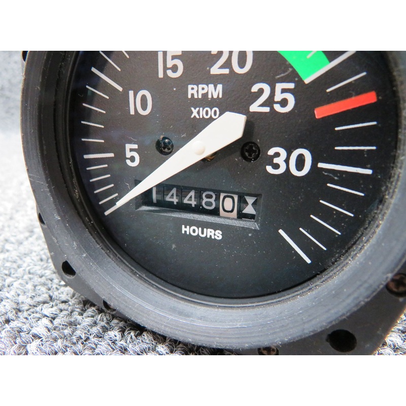 S3329-6 Cessna Superior Labs Tachometer (Hours: 1448.0 / Volts: 28)