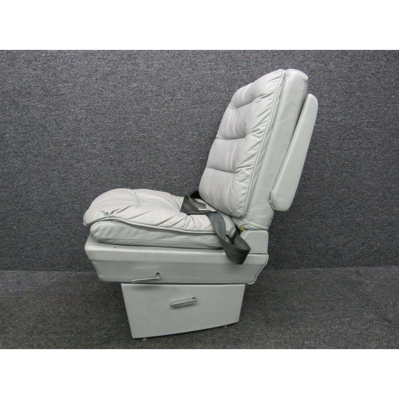 700525-516 Aerostar 601P Co-Pilot or Aft RH Seat Assembly