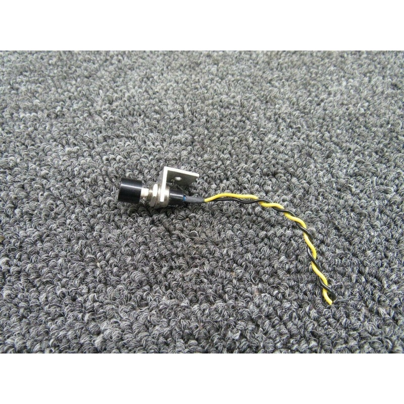 R13-24 Pipistrel LSA Alpha Trainer SCI Push Button Assy (Volts: 14/28)