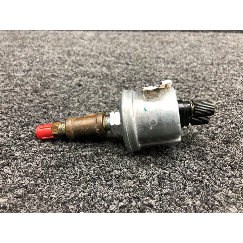 306018 (USE: CA880008-501) Cessna 182T JP Instruments Oil Pressure Tansducer