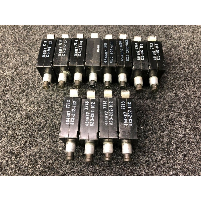 454-687 AMF Wood, Potter and Brumfield Circuit Breaker Set of 12 (2 Amps)