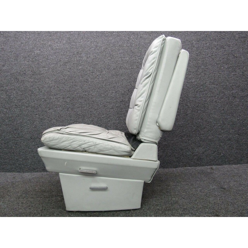700525-517 Aerostar 601P Seat Assembly Aft or Middle RH