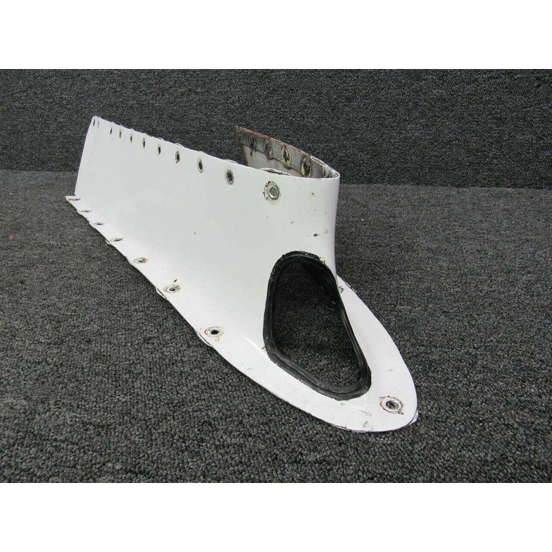 200080-032 Aerostar 601P Fairing Wing Forward / Lower RH