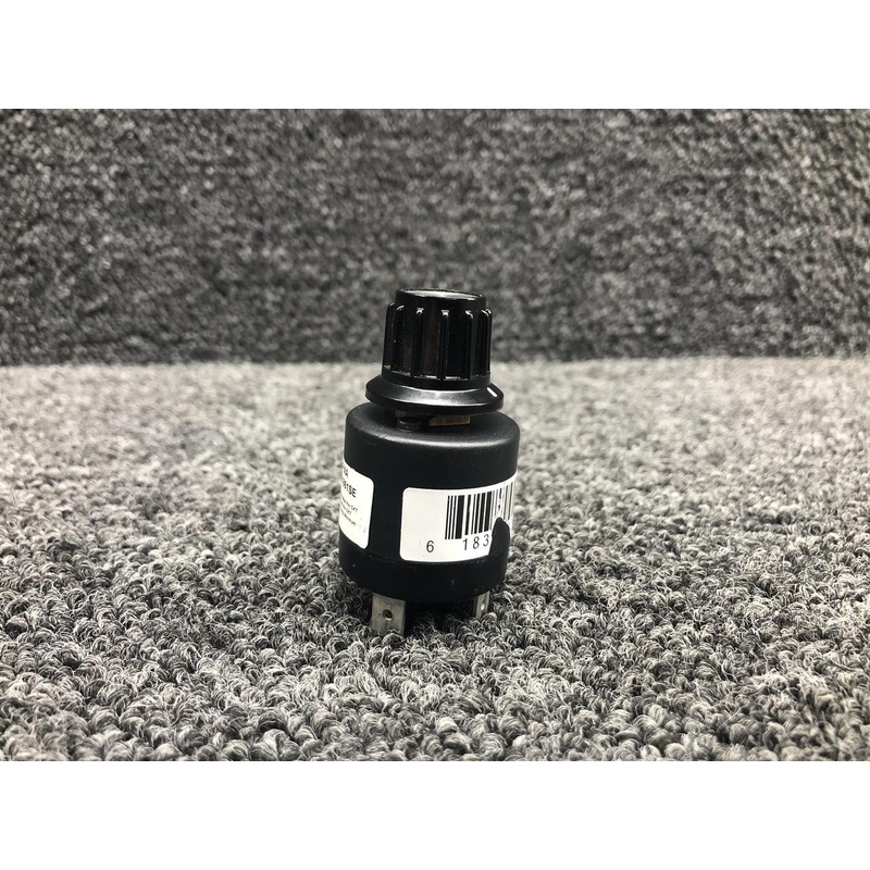 9200-000A Max Pulse Landing Light Controller Assy (28V, 10A)