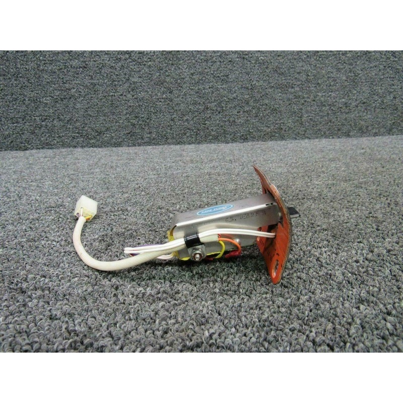 191-31 (Use: S1672-11) Cessna 421B Safe Flight Lift Detector Heated (Volts: 28)