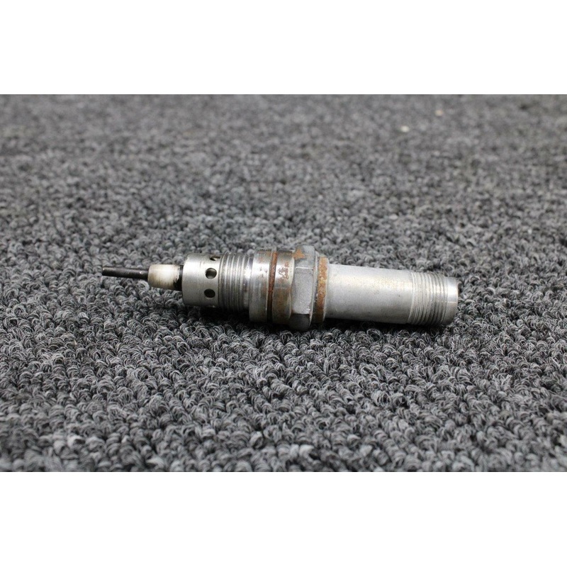 39D18 Beech 58P Janitrol Heater Spark Plug Assembly (Volts: 28)