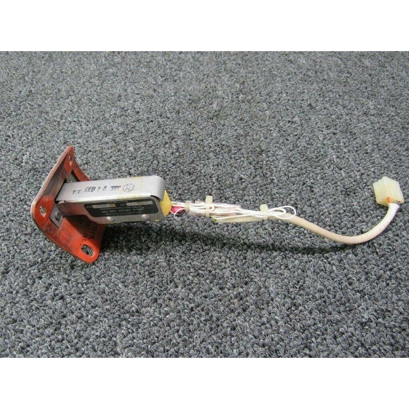 191-21 (Use: S1672-11) Cessna 421B Safe Flight Lift Detector Heated (Volts: 28)