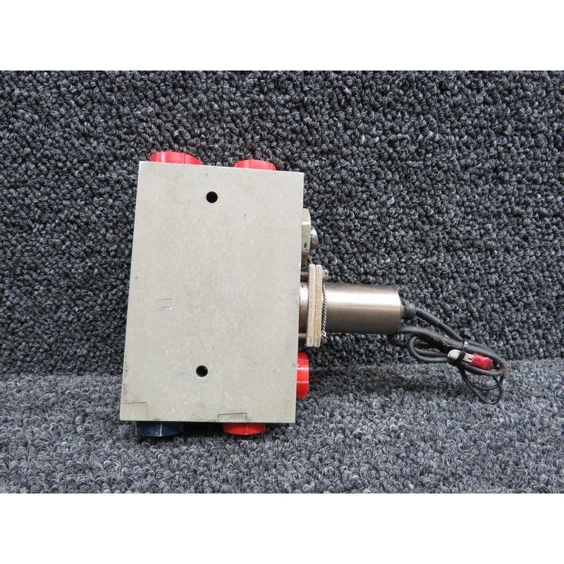 9910188-3RX Cessna 402C Sterer Hydraulic Pressure Manifold W/ Switch