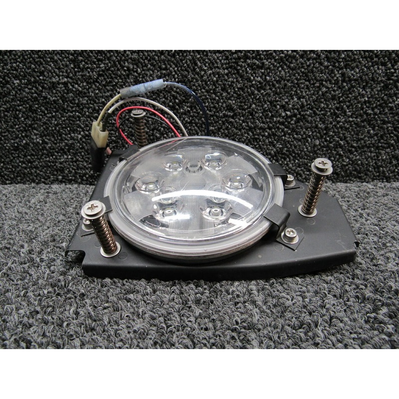 Piper PA28R-201 Parts 1 Cree LED Taxi / Landing Light Assembly (Volts: 12/24)