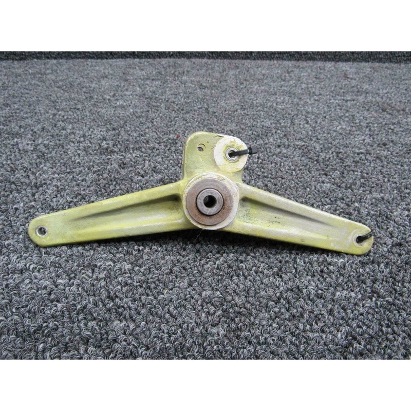 108-111204-1 Stinson 108-3 Aileron Bellcrank Assy RH