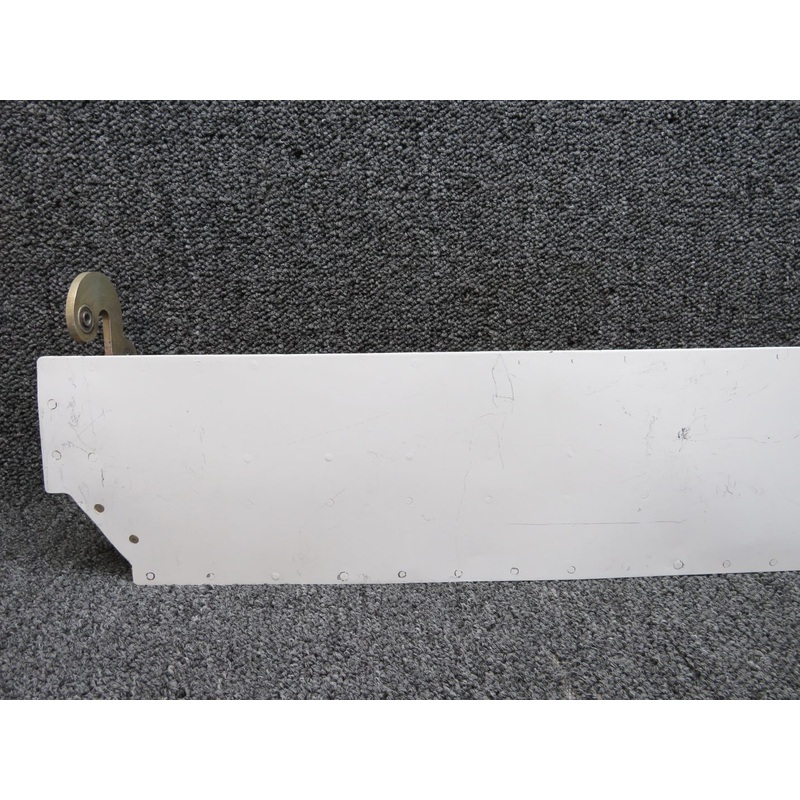 250009-502 (Use: 250009-802) Aerostar 601P Nose Gear Door Forward RH (White)