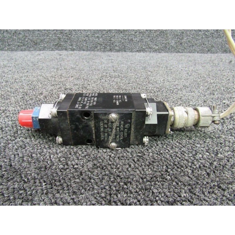 980077-501H Aerostar 601P Hydraulic Pressure Switch (Volts: 30)