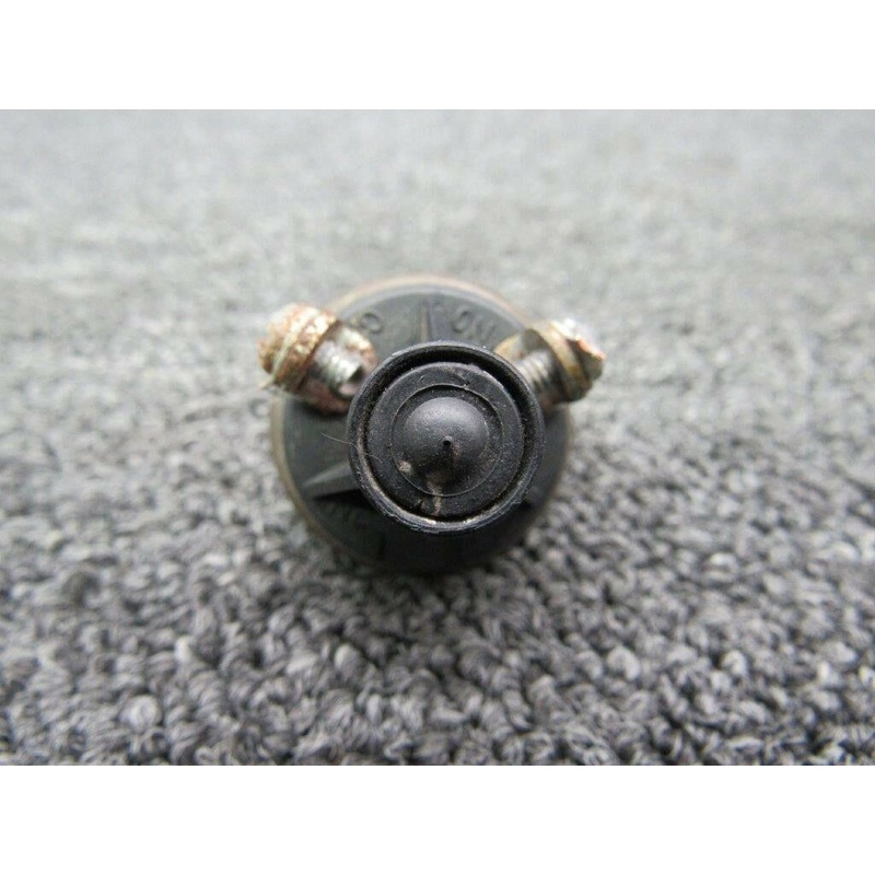 B76575 Cessna 305A L-19 Hobbs Pressure Switch