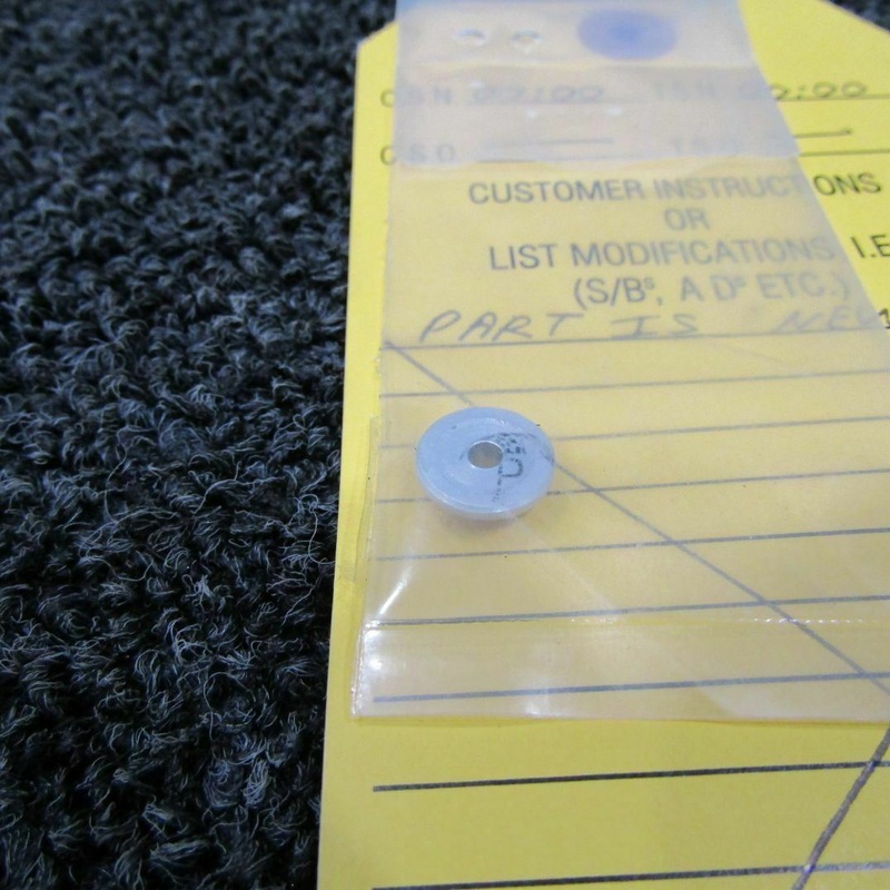 29316 Boeing Retainer (NEW OLD STOCK W/ YELLOW SERVICEABLE TAG) (SA)