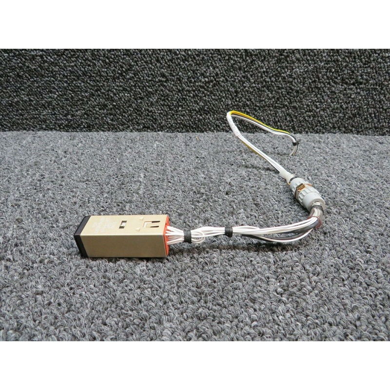 582-10A4B0C3 Columbia 400 Eaton Prop Heat Switch