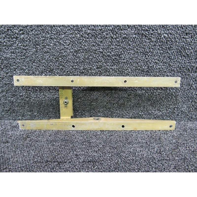 700047-901 (Alt: 600062-001) Aerostar 601P Bracket Rudder Support