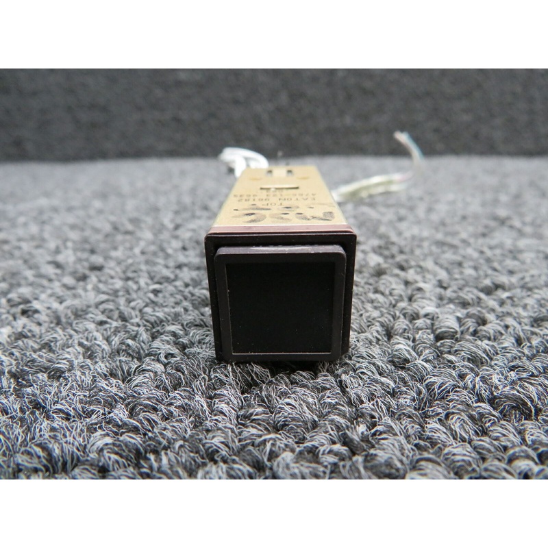 96182 (ALT: 582-10A0B0C3) Cessna 210L Eaton MSC WPT Push Switch