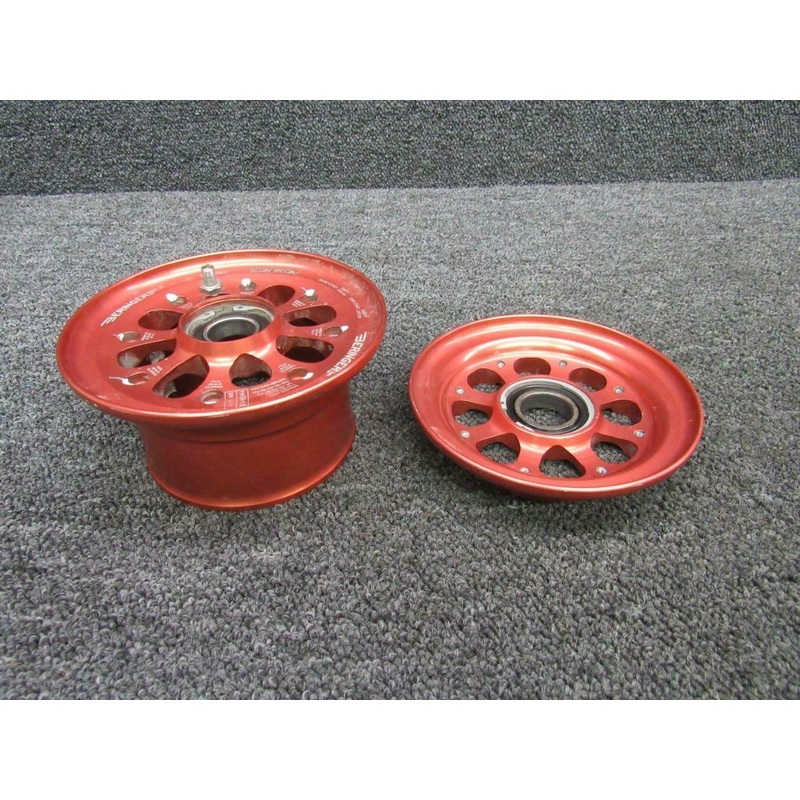 RA-002B (Alt: 31492-001) Cirrus SR20 Beringer Nose Wheel Assy 5.00×5