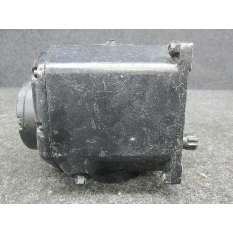 646050 (Alt: AN-5735-1) Sperry Directional Gyro Indicator